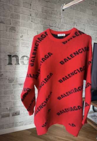 https://www.vipluxury.sk/Balenciaga svetre