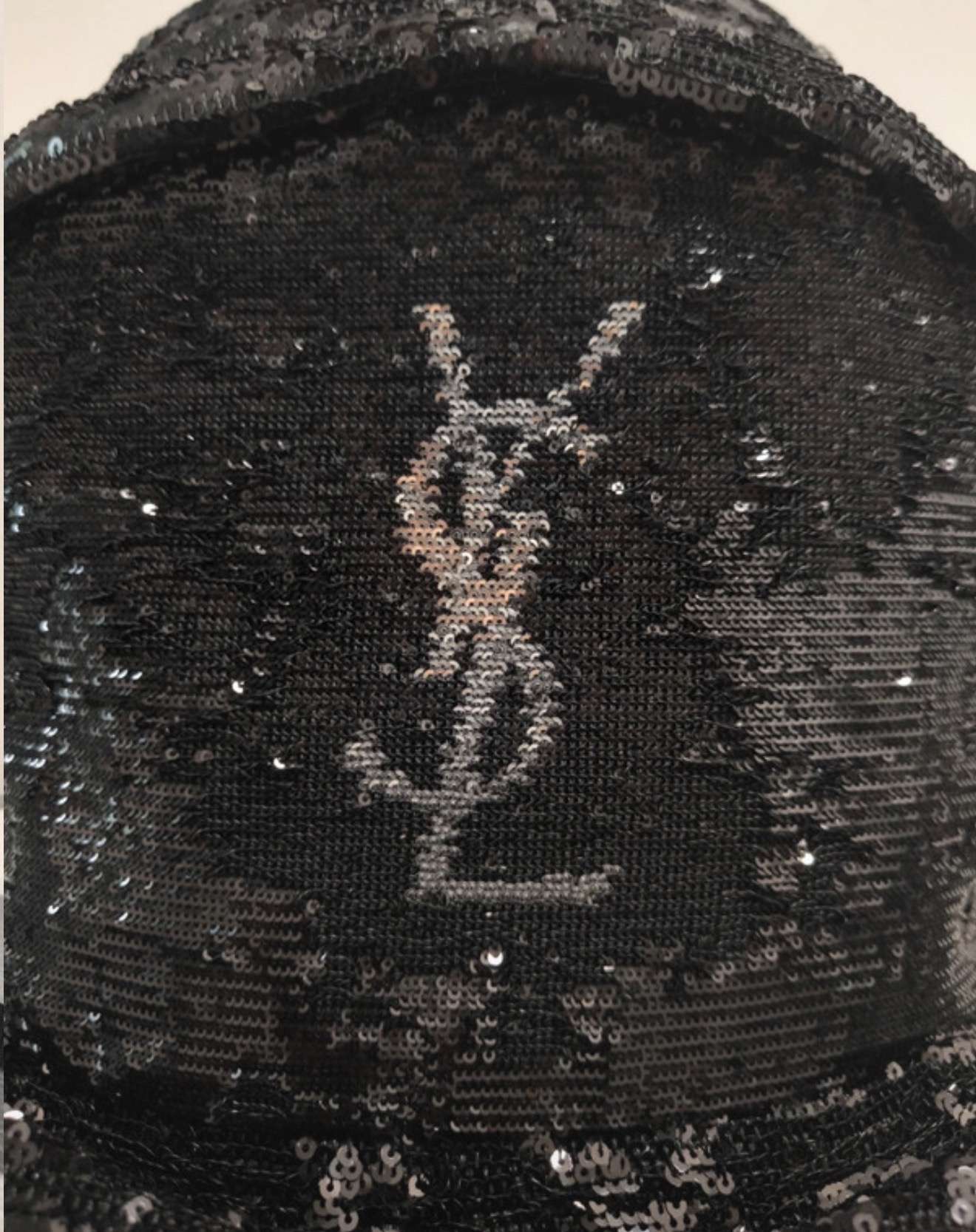 YSL ruksak