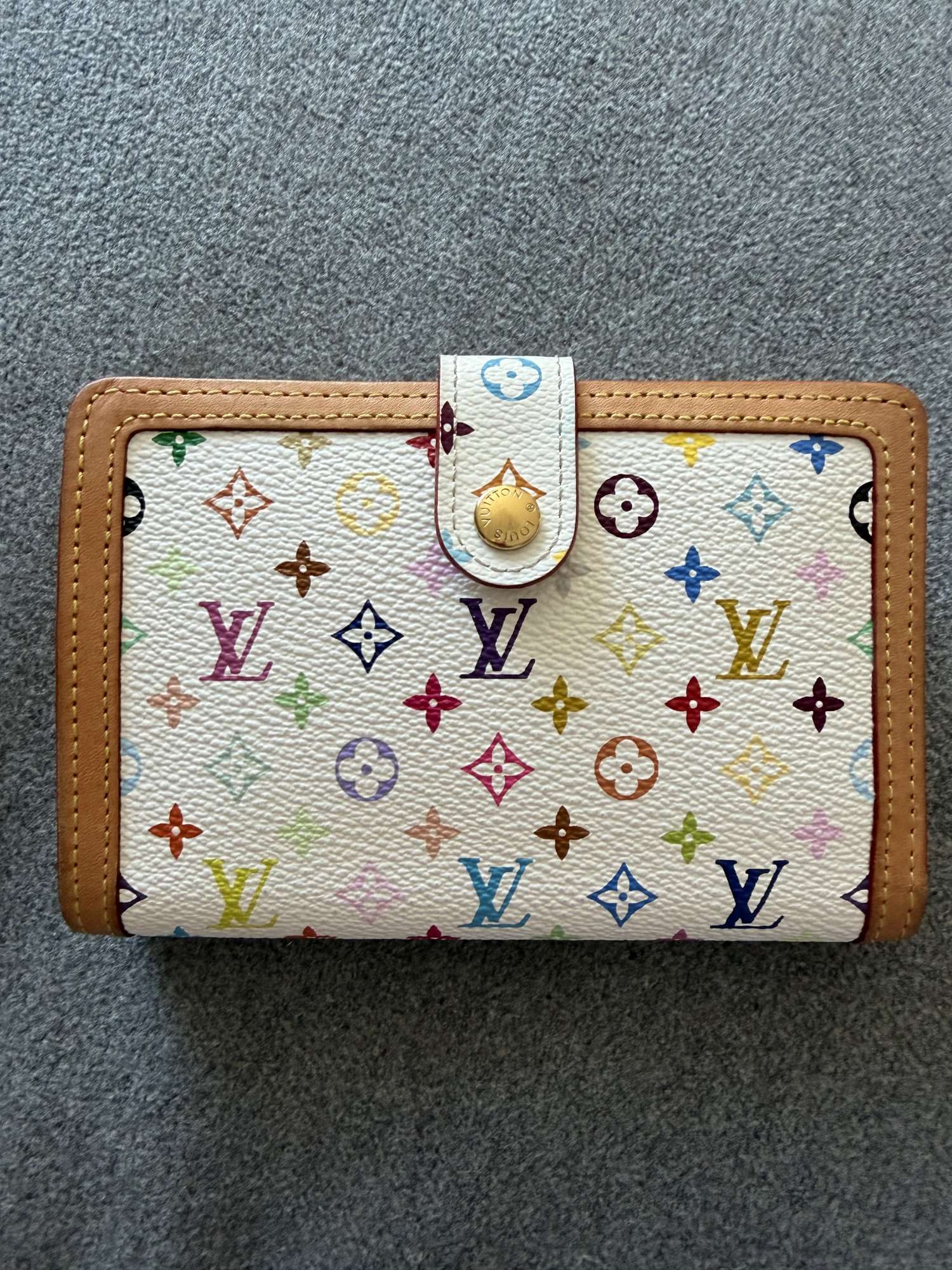 Louis Vuitton penazenka