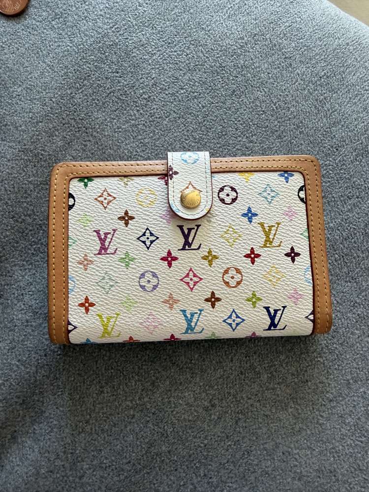 Louis Vuitton penazenka