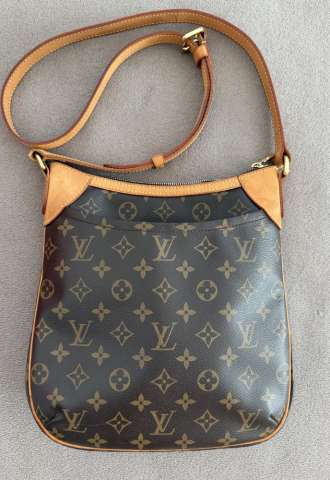 https://www.vipluxury.sk/Louis Vuitton Odeon PM
