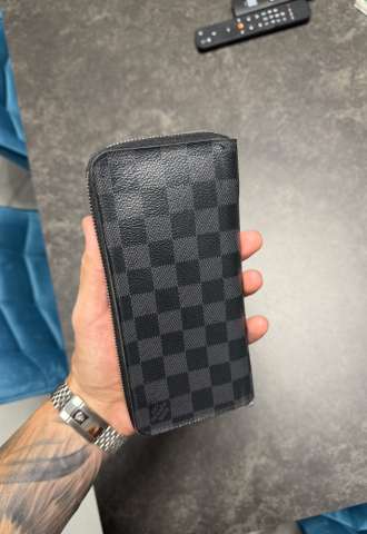 https://www.vipluxury.sk/Louis Vuitton wallet