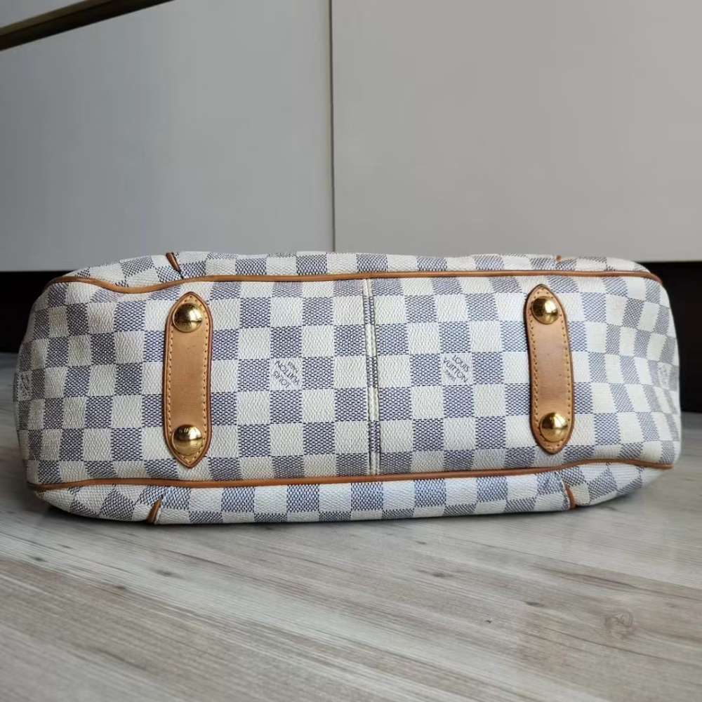 Louis Vuitton Galliera PM