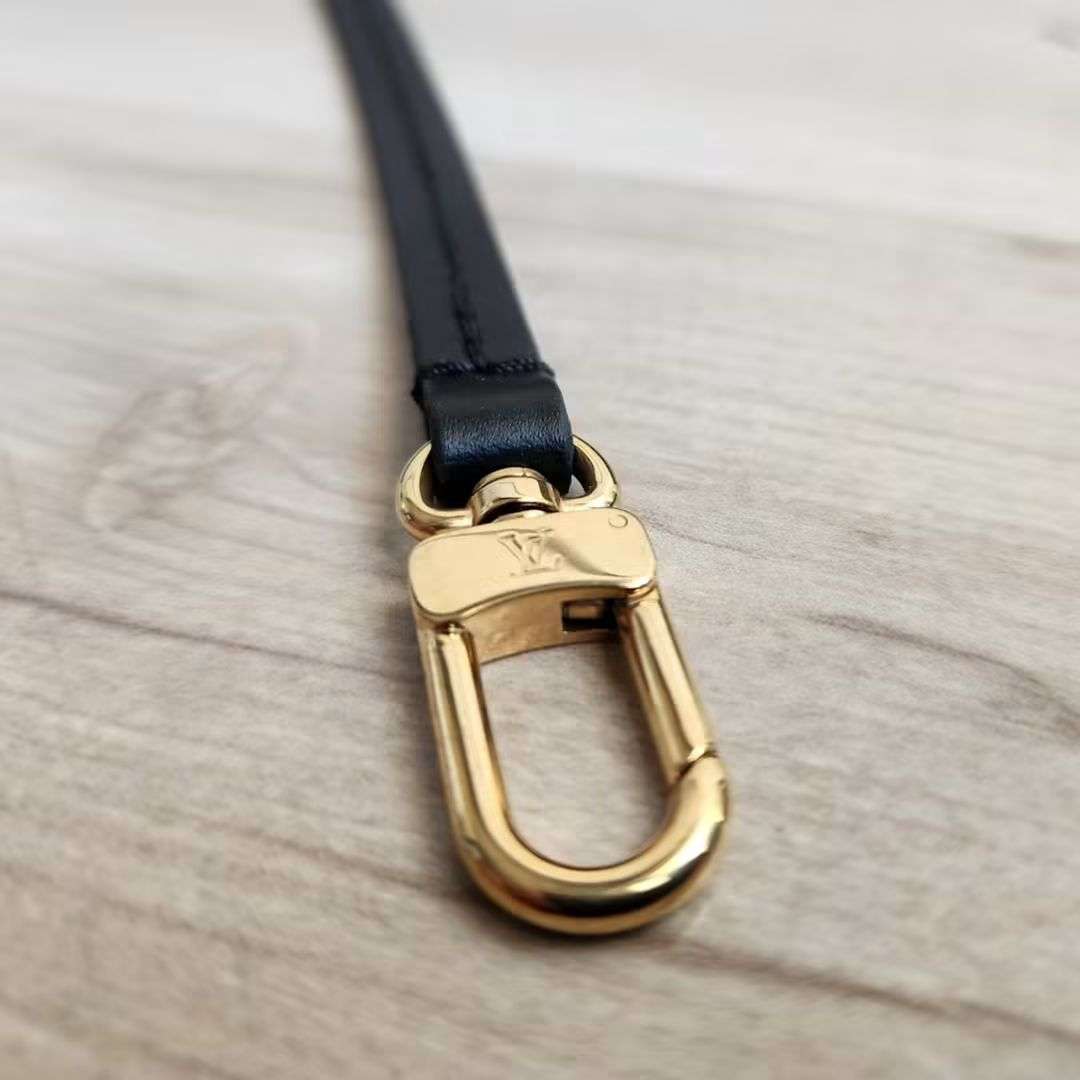 Louis Vuitton Strap/Charm/Privesek