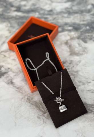 https://www.vipluxury.sk/Hermes Kelly nahrdelnik