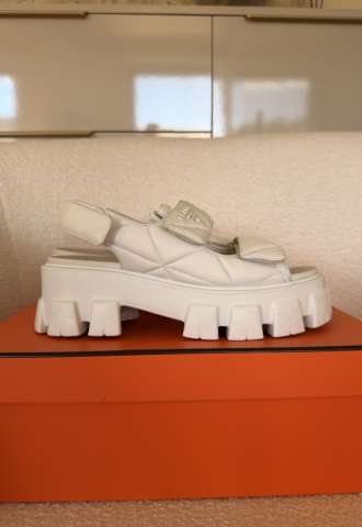 https://www.vipluxury.sk/PRADA Monolith Nappa Leather Sandals | 39