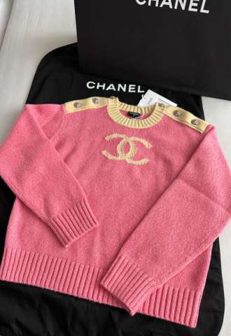 https://www.vipluxury.sk/Chanel sveter