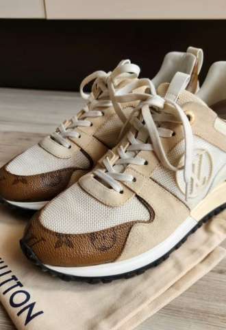 https://www.vipluxury.sk/Louis Vuitton Run Away