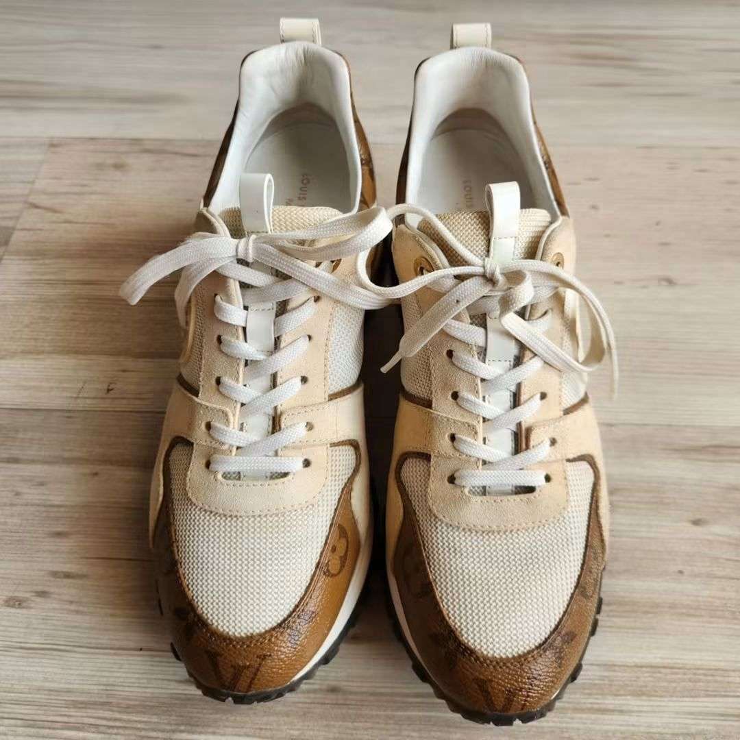 Louis Vuitton Run Away