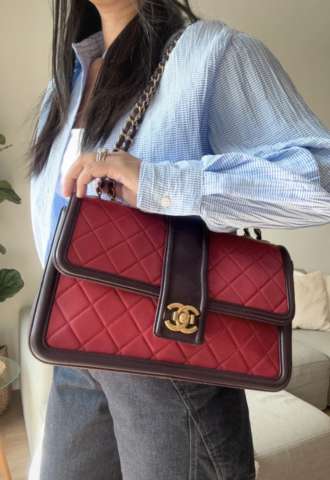 https://www.vipluxury.sk/Chanel Vintage kabelka