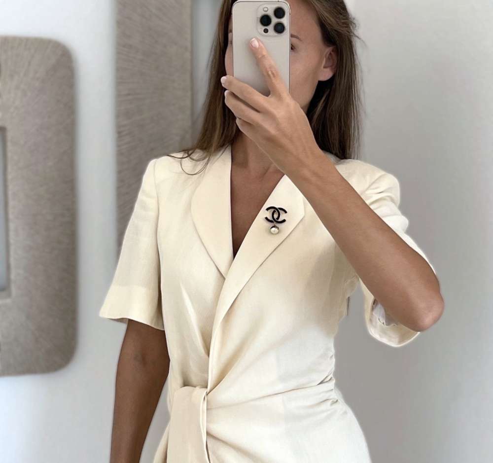 Chanel brošňa