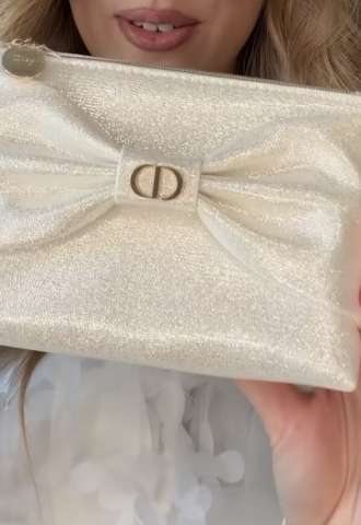 https://www.vipluxury.sk/Dior kozmetická taška