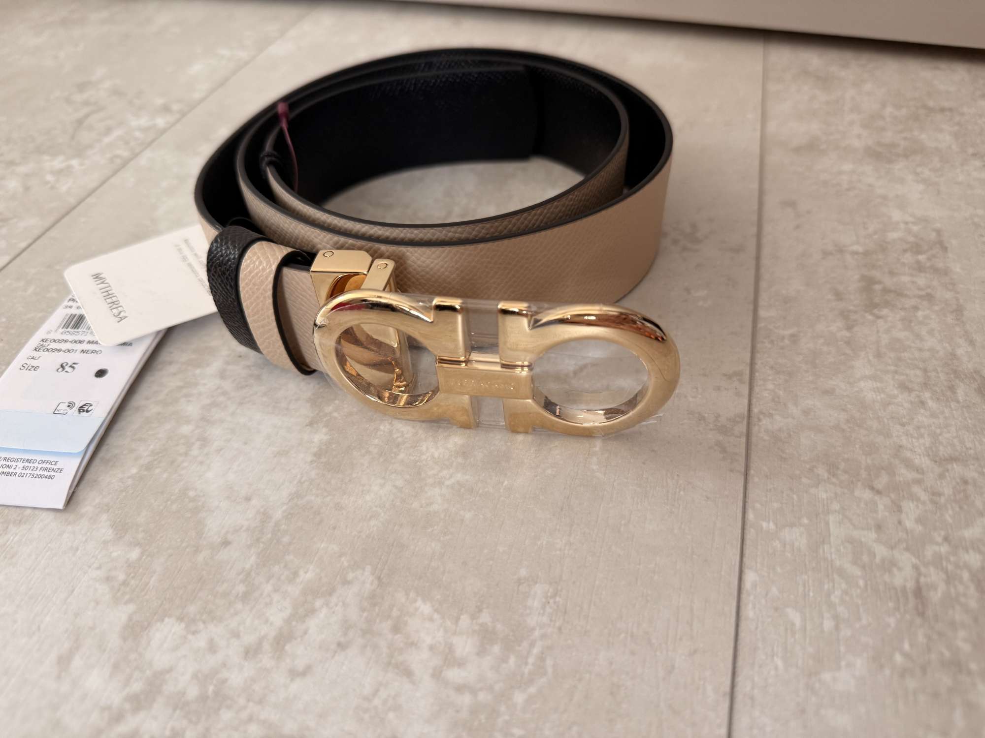 Salvatore Ferragamo obojstranny opasok