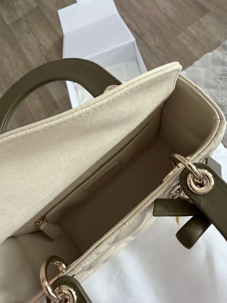Luxusná kabelka Lady Dior 🤍✨