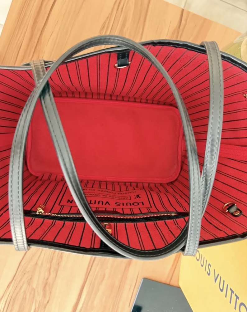Louis Vuitton Neverfull
