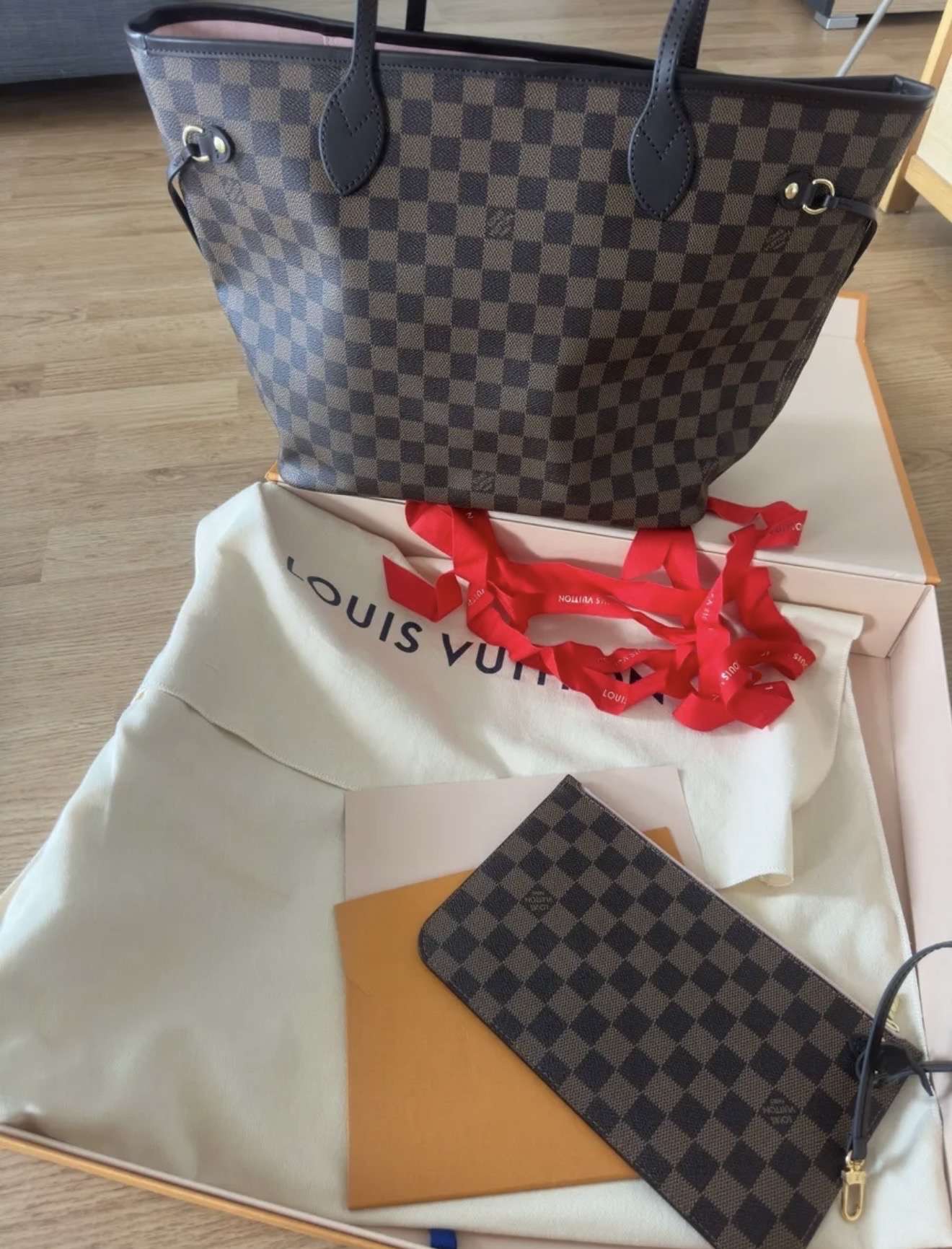 Louis Vuitton Neverfull MM