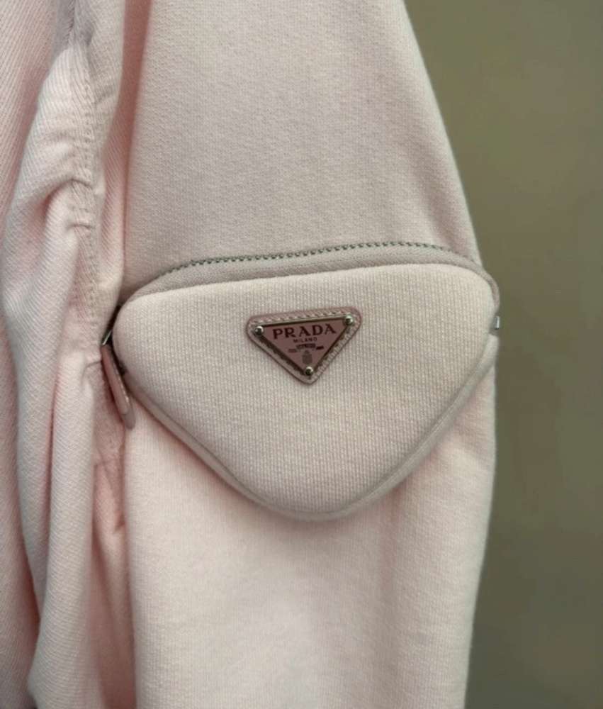 Prada mikina