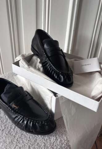 https://www.vipluxury.sk/YSL mokasiny