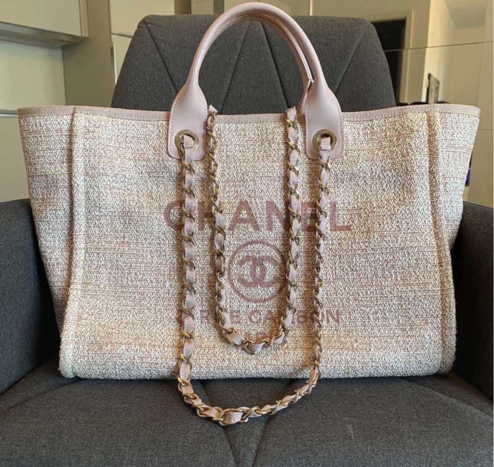 Chanel deauville large