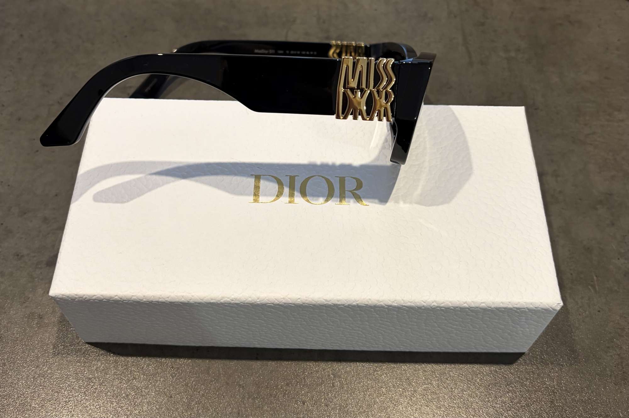 Slnečné okuliare MissDior S1I