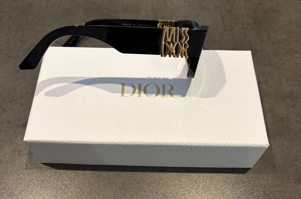 Slnečné okuliare MissDior S1I