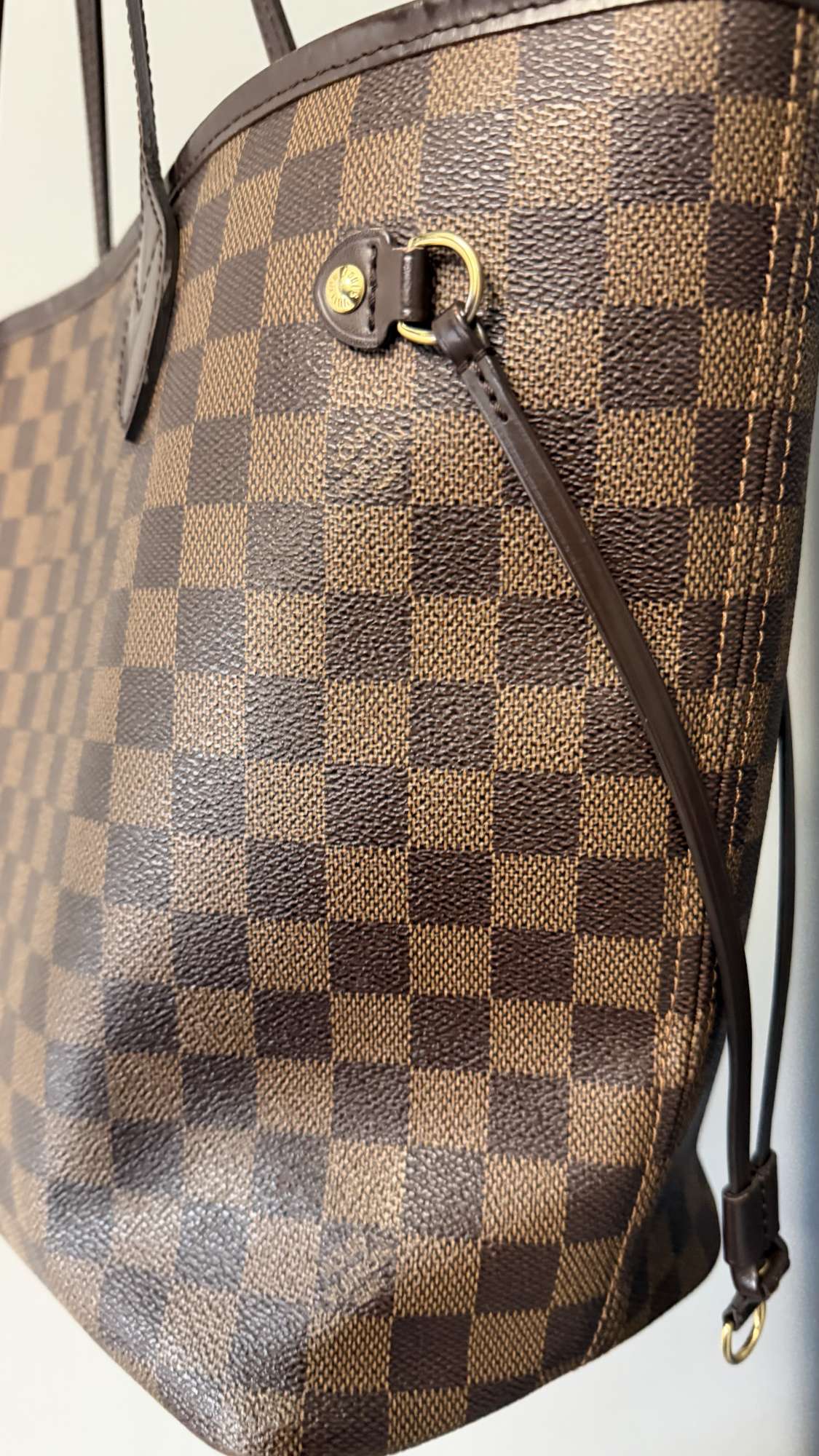 Louis Vuitton MM Damier Ebene
