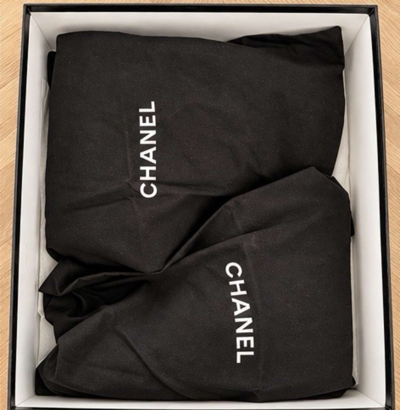 Chanel koženné členkové topánky