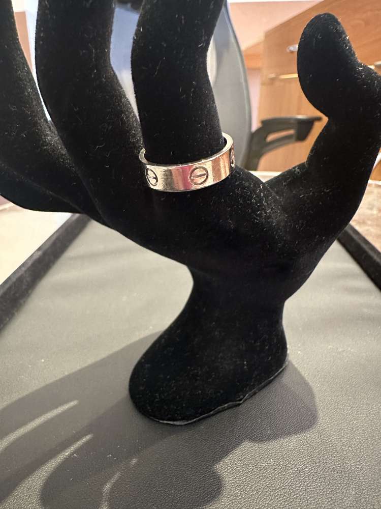 Cartier Love -zlaty prsten z bieleho zlata