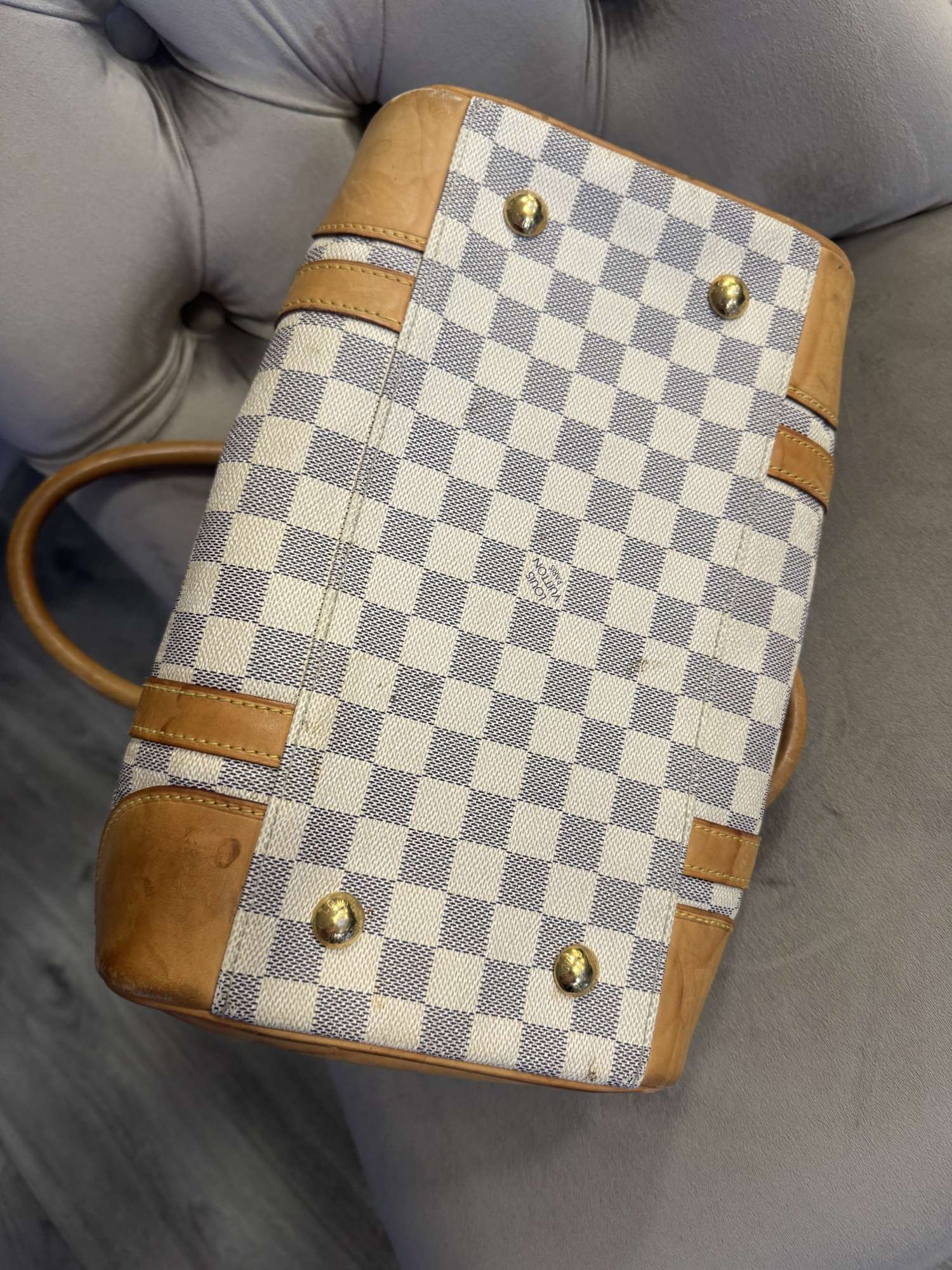 Louis Vuitton Barkeley