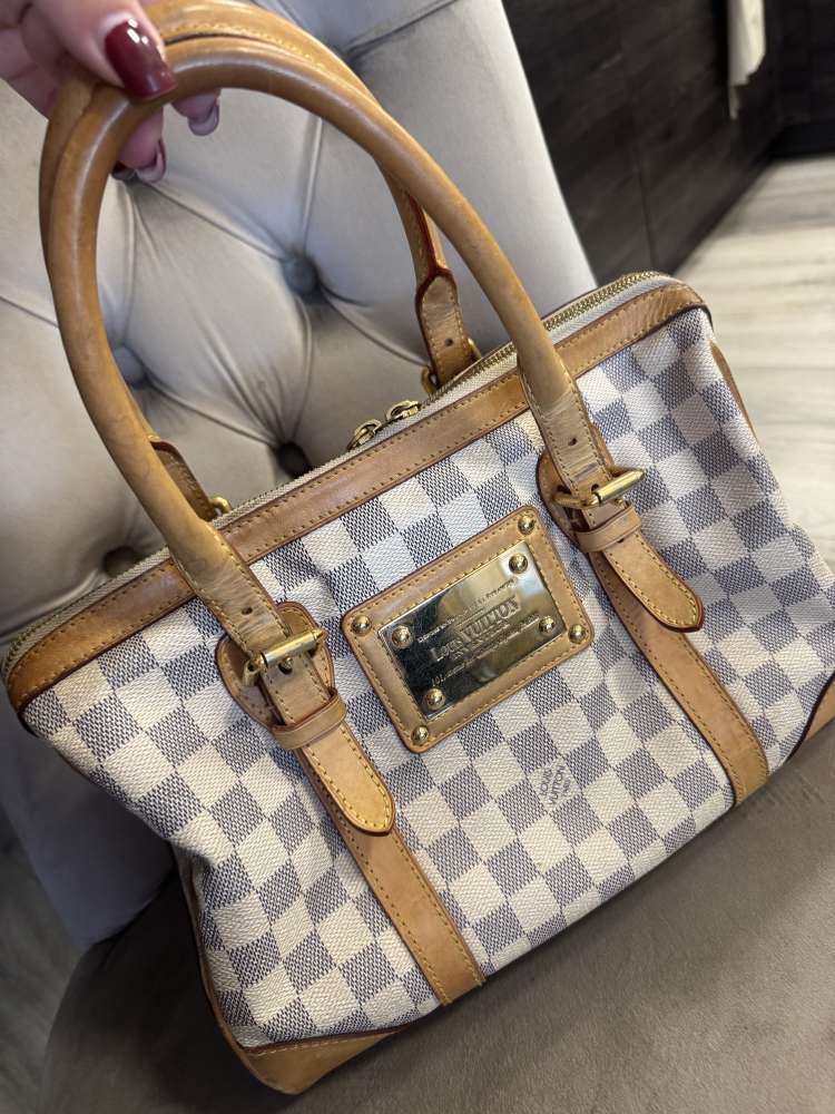 Louis Vuitton Barkeley