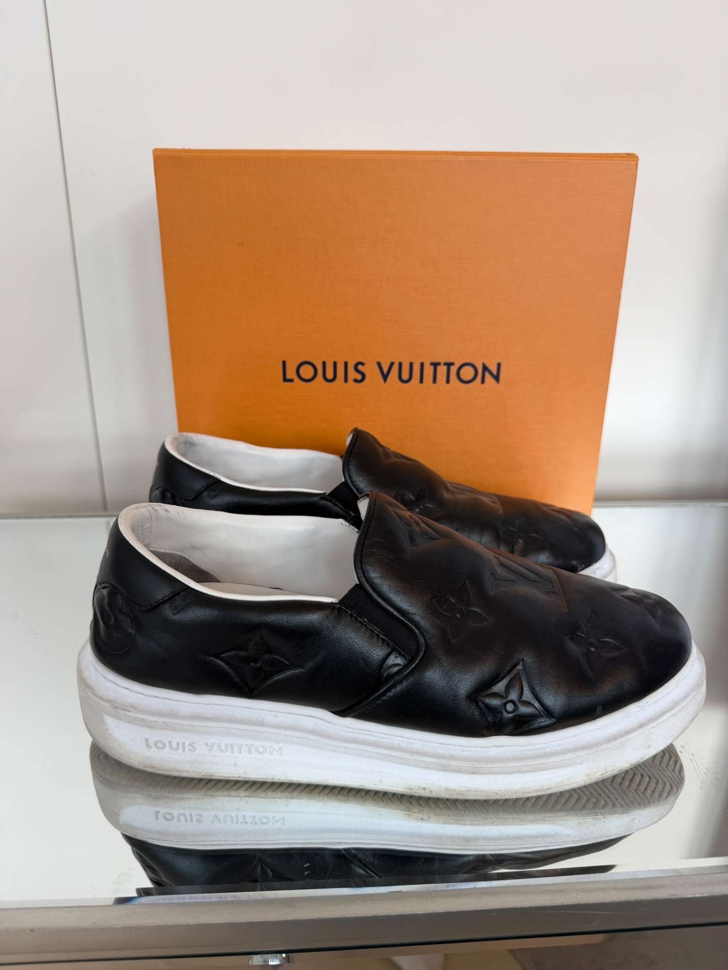 Louis Vuitton slip on tenisky