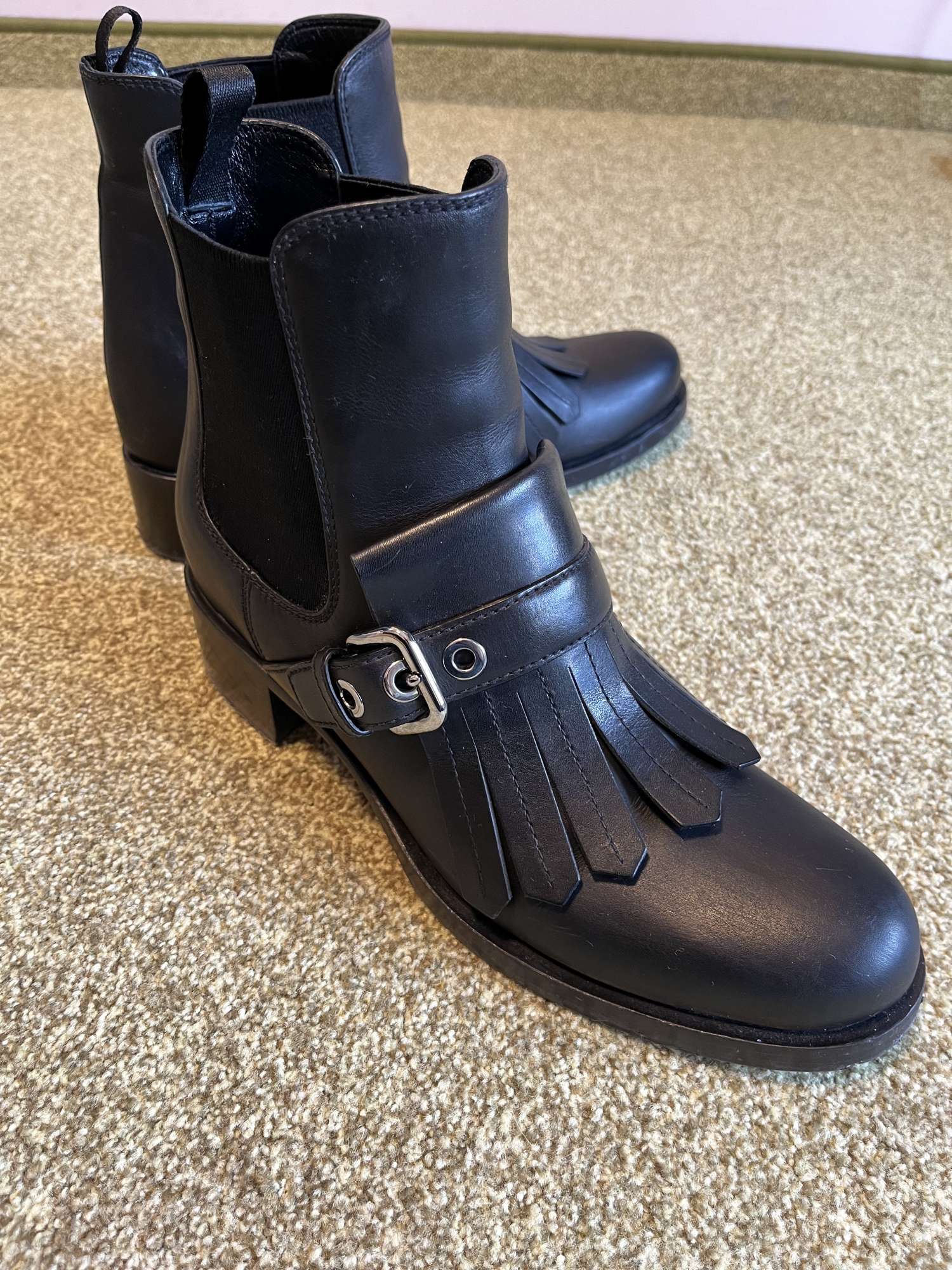 Kozene clenkove “biker boots Chelsea” zn. Prada - velkost 40