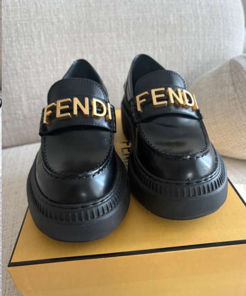 Fendi mokasinky