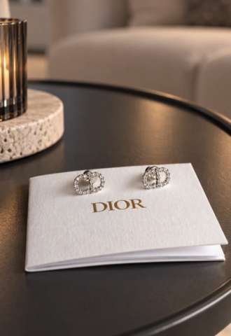 https://www.vipluxury.sk/Dior náušnice