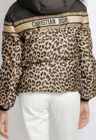 https://www.vipluxury.sk/Christian Dior Bunda