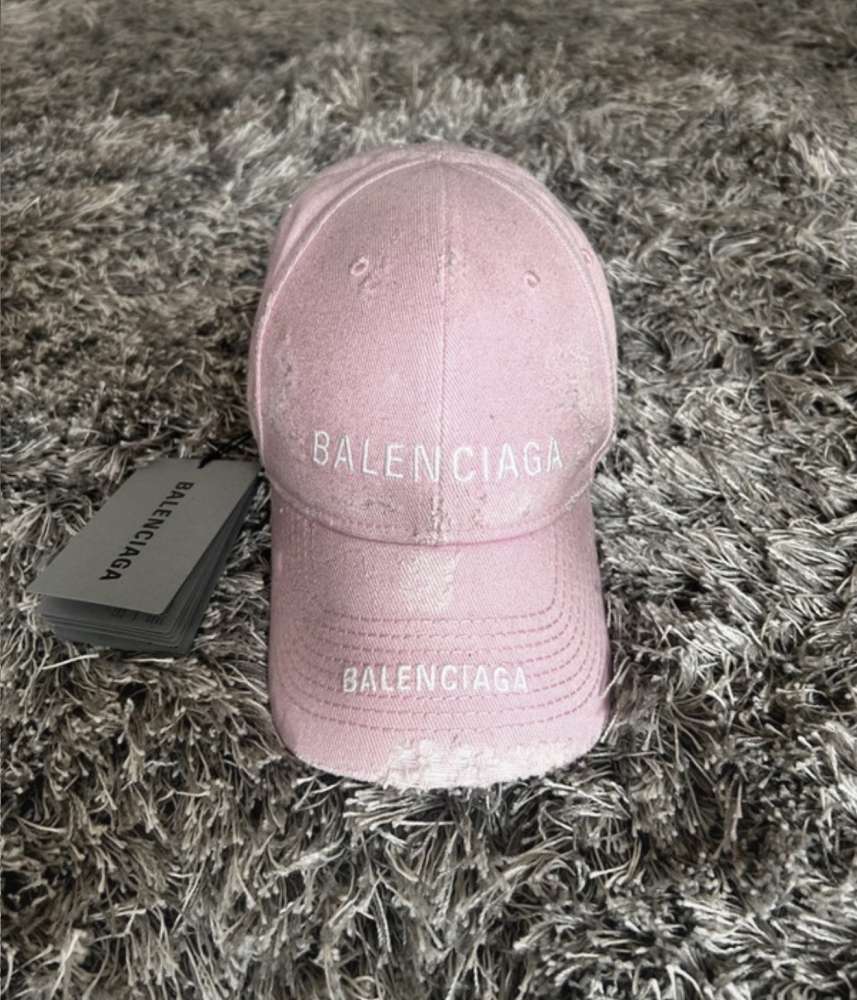 Balenciaga šiltovka