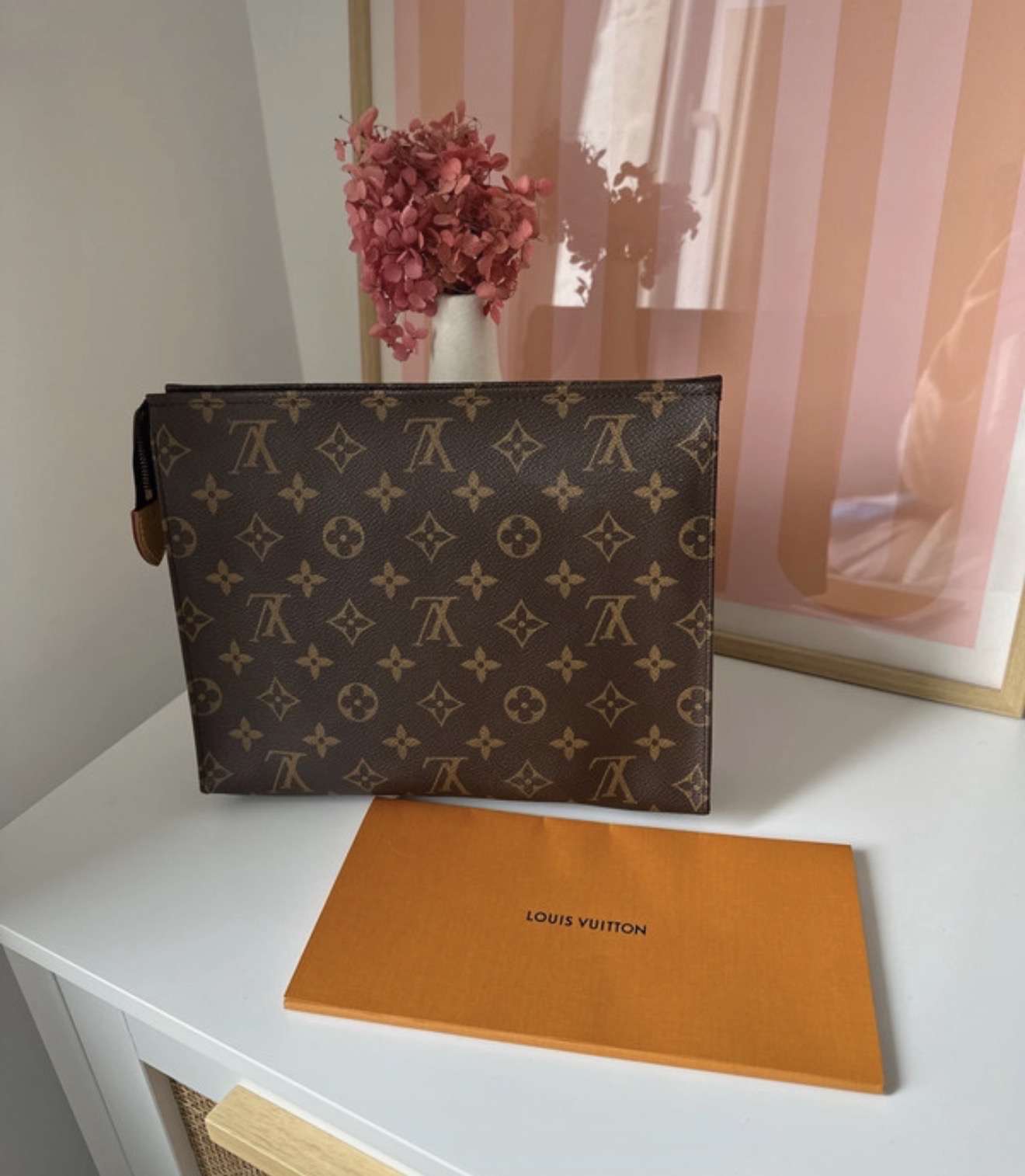 Louis Vuitton toiletka 26