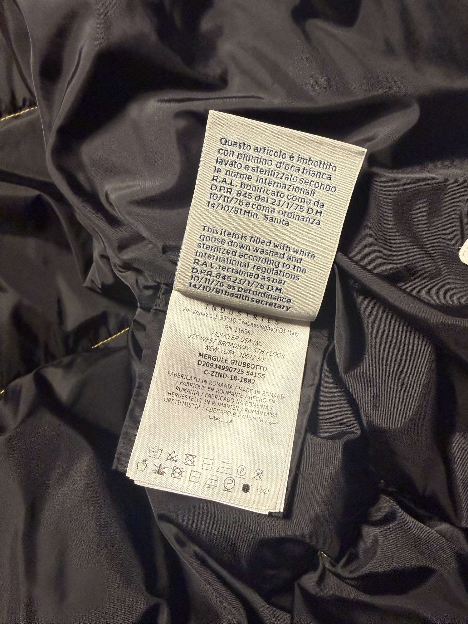 Moncler bunda žltá
