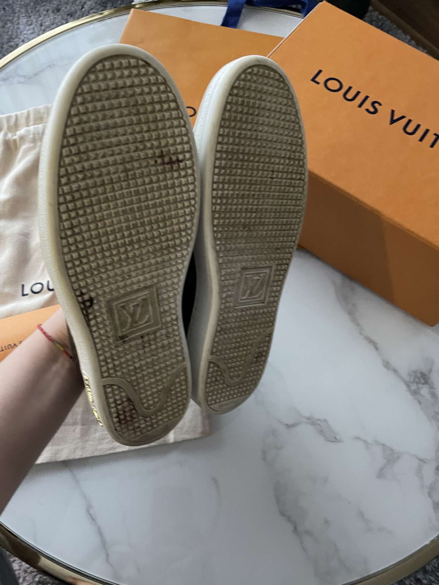LV tenisky