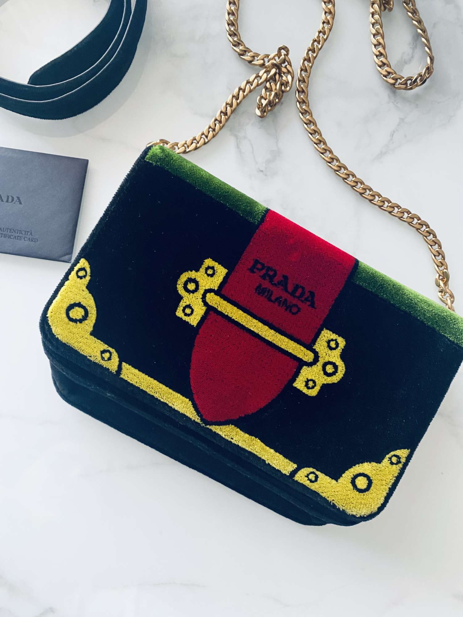 Prada kabelka