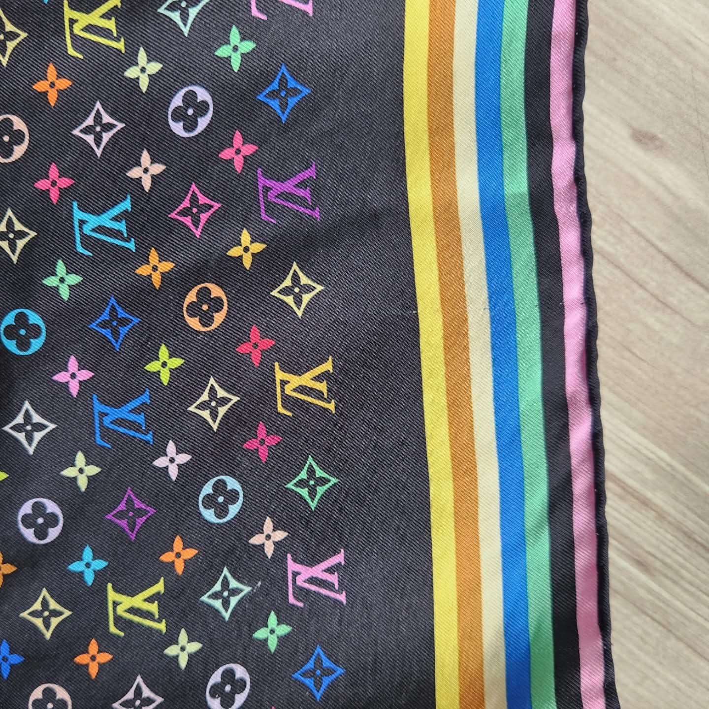 Louis Vuitton Foulard