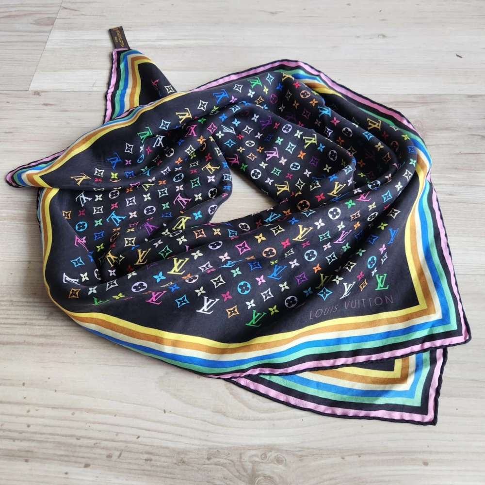 Louis Vuitton Foulard