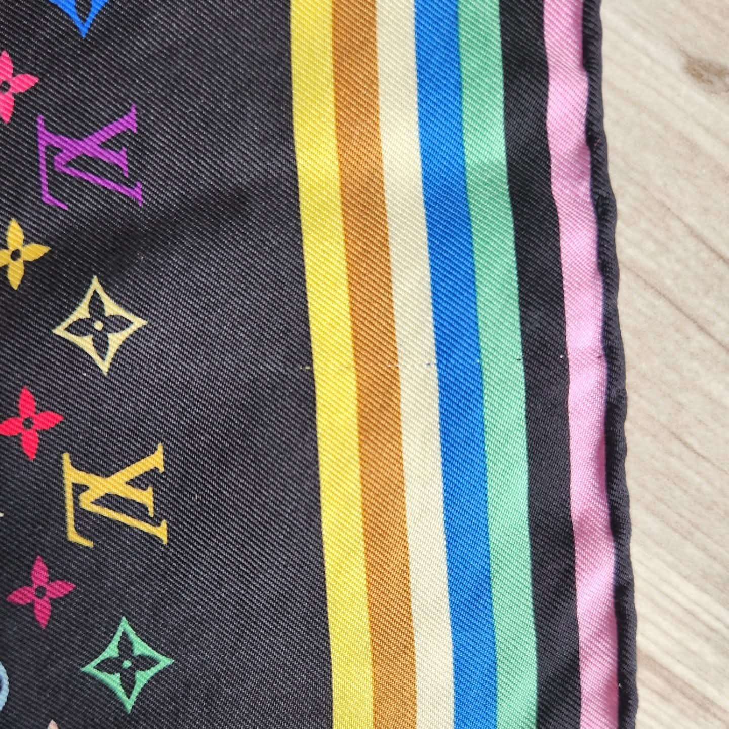 Louis Vuitton Foulard