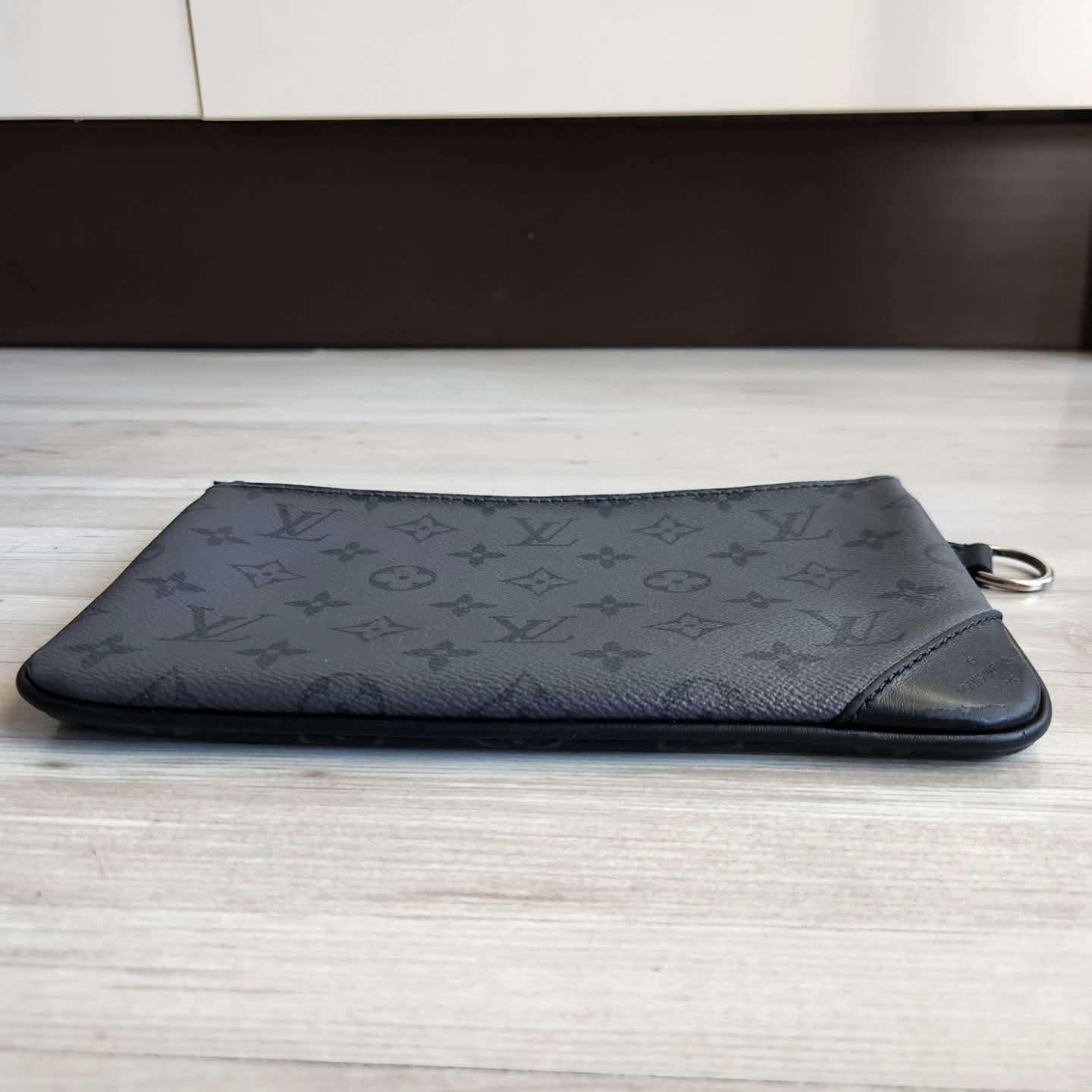 Louis Vuitton Pochette
