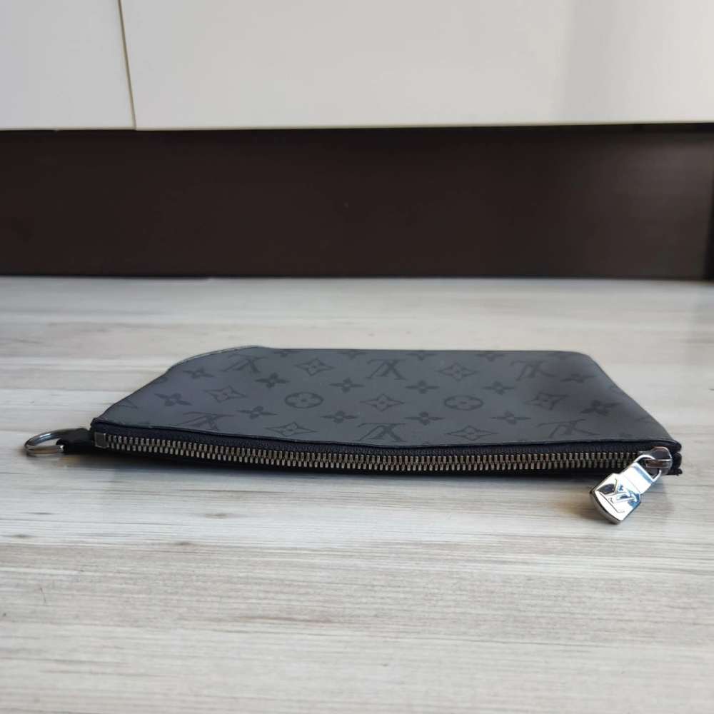 Louis Vuitton Pochette