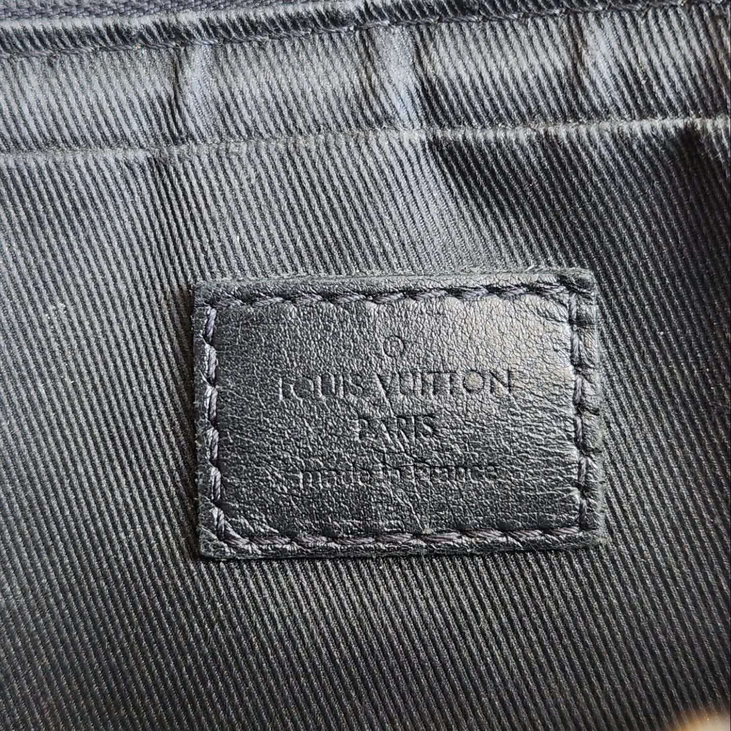 Louis Vuitton Pochette