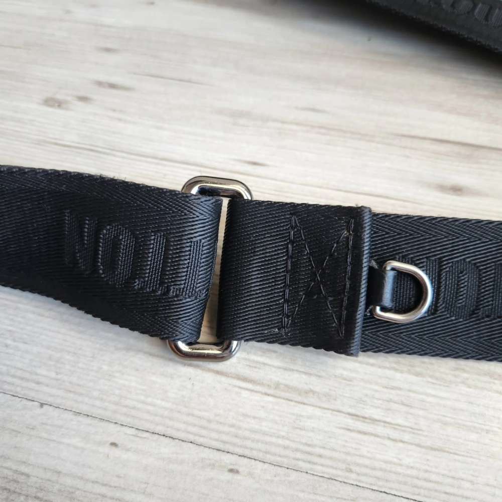 Louis Vuitton Popruh