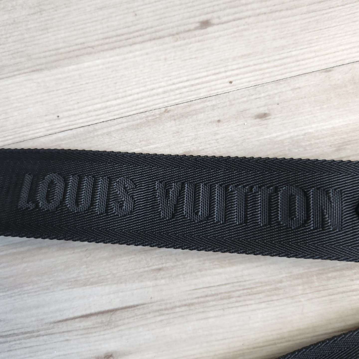 Louis Vuitton Popruh
