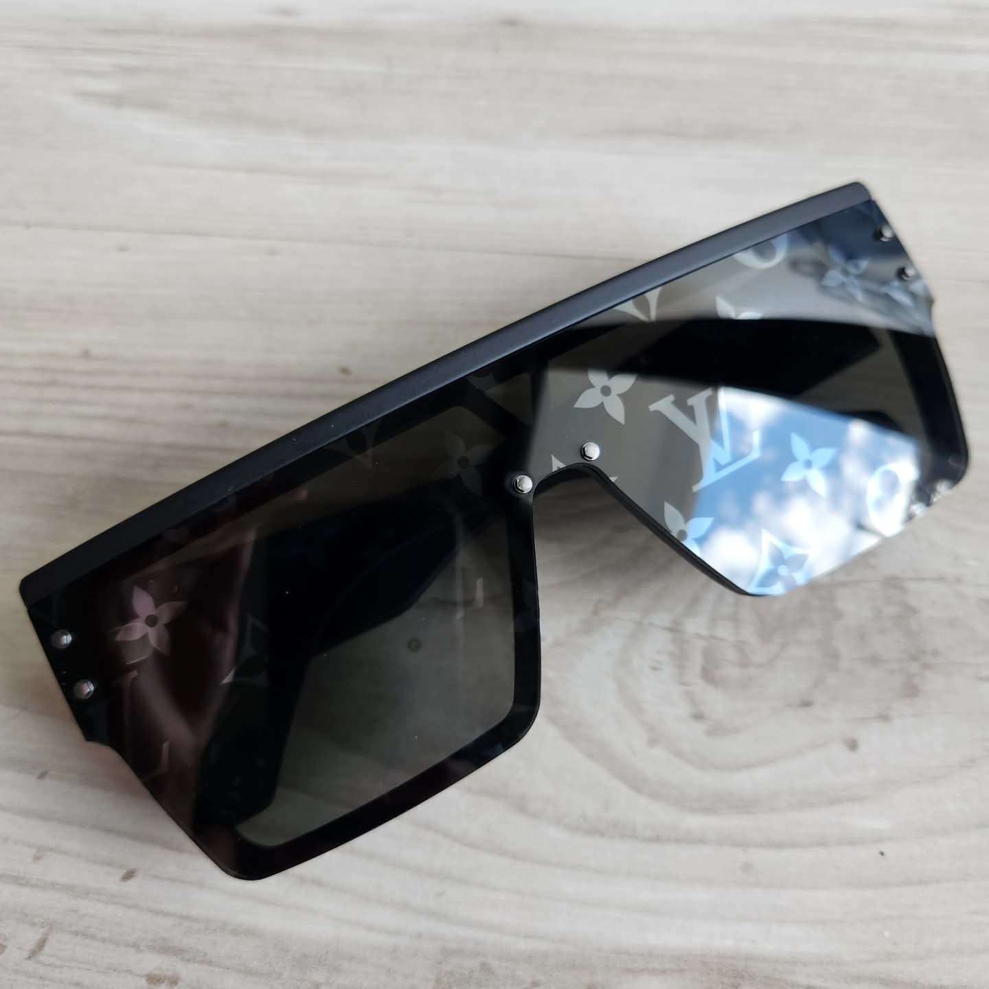 Louis Vuitton Waimea
