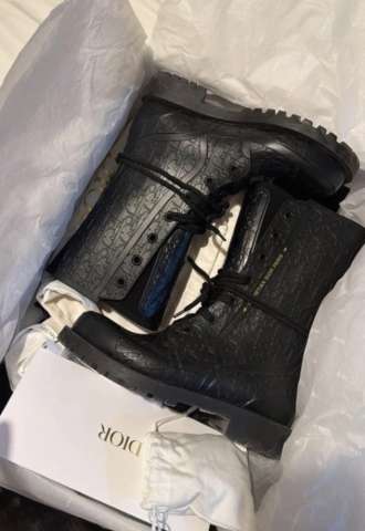 https://www.vipluxury.sk/Dior Boots